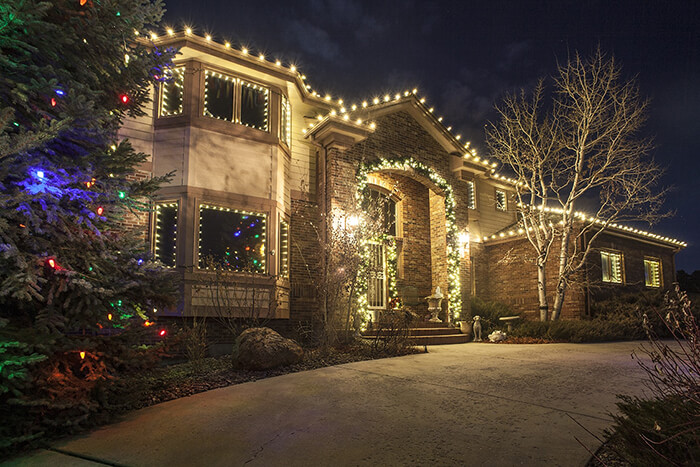 Beautiful Outdoor Christmas Lighting in Neighbourhood