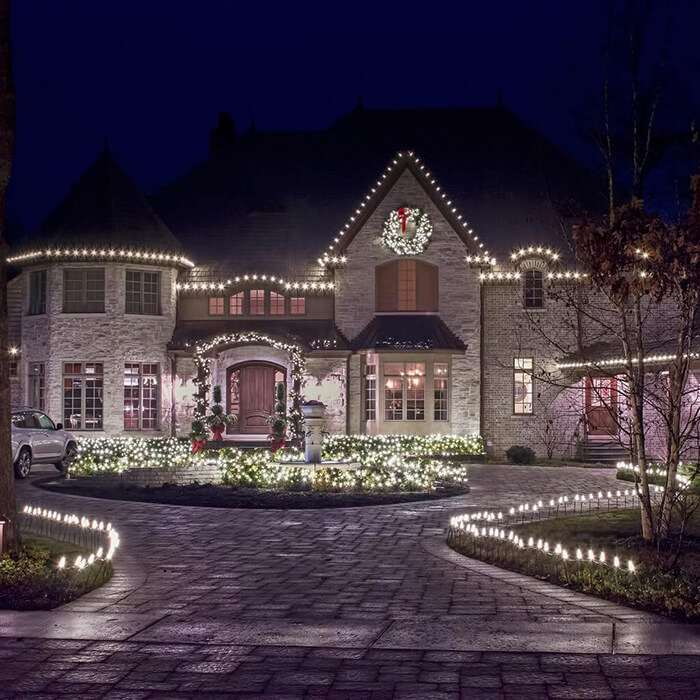 Beautiful Outdoor Christmas Lighting in Neighbourhood