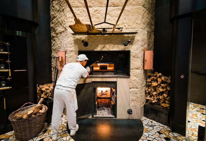 Impressive Interior Design of Starbucks’s First Italian Store in Milan